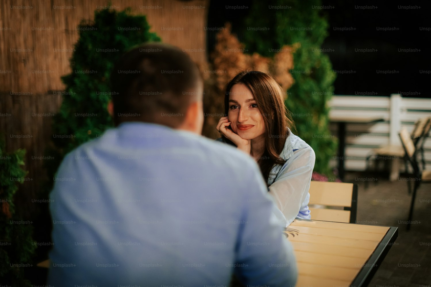 AI Dating Photos in 2025: Create an Irresistible Profile